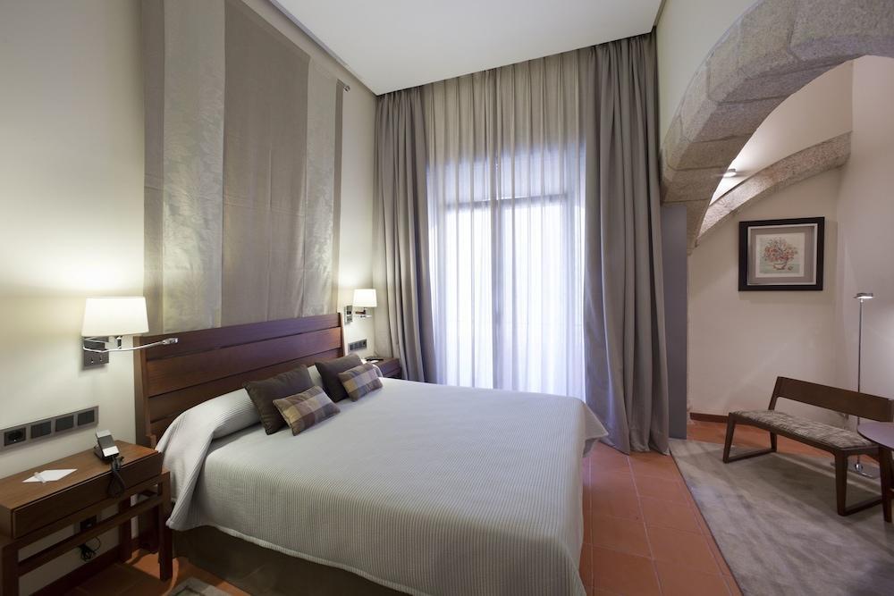 Parador De Caces Dış mekan fotoğraf