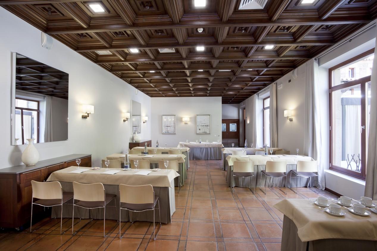 Parador De Caces Dış mekan fotoğraf